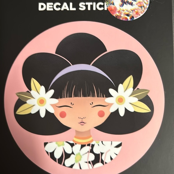 A product collection that celebrates diversity and inclusion everyday - Picture 11 of 17